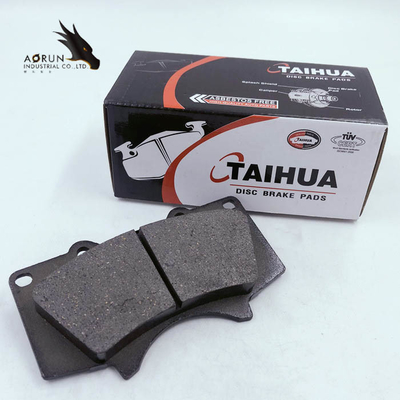 Halbmetall-Bremsen Land-Kreuzer-Prado SUVs Front Wheel Brake Pads SP2033