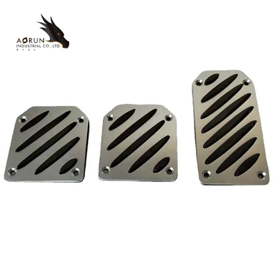 Nehmen Sie kundenspezifisches billiges gute Qualitäts-Aluminiumlegierungs-gleitsicheres Pedal-Auflagen-Gaspedal-Fuß-Pedal für Universalauto an